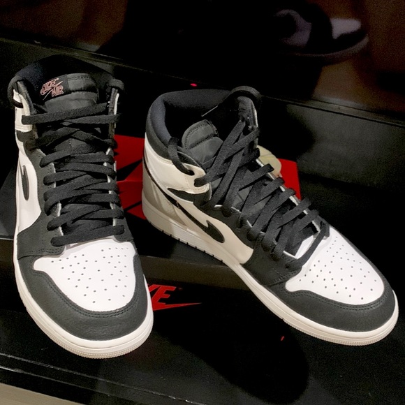 Jordan 1 Retro High OG Stage Haze 555088-108 Size 10.5 - Picture 3 of 9